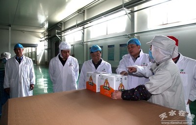 省委、省政府明查暗訪組深入清水開(kāi)展食品安全檢查工作